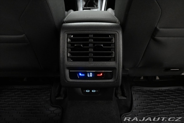 Volkswagen Golf 1,0 TSI 81kW Life Záruka 2023