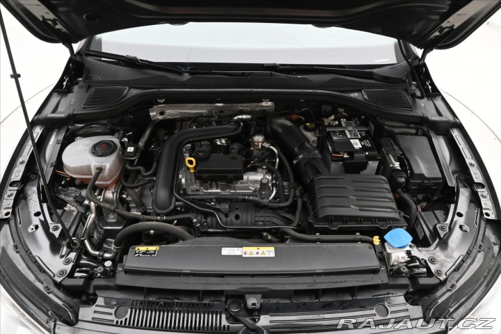 Volkswagen Golf 1,0 TSI 81kW Life Záruka 2023