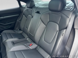 Porsche Taycan 4 2025