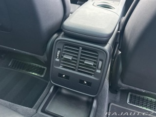 Porsche Taycan 4 2025