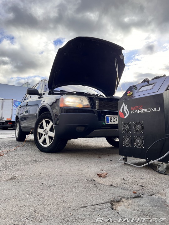 Vodíková dekarbonizace motoru